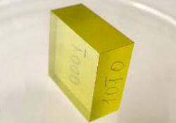 材質および成長法